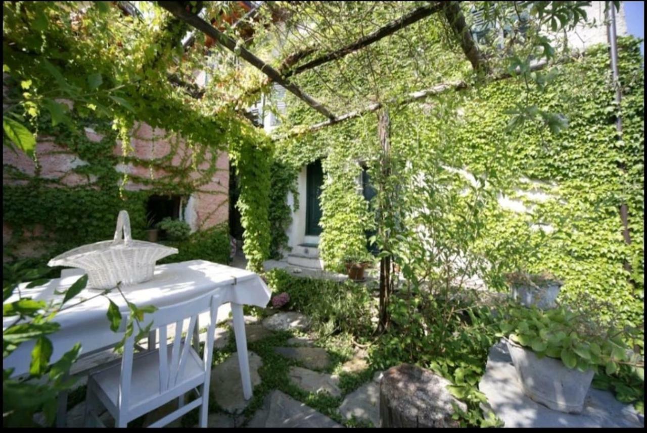 Casale Maria Mafalda Pieve di Teco Exterior foto